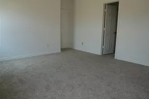 507 Oak Chase Ave, Dayton, TX 77535 - Photo 13