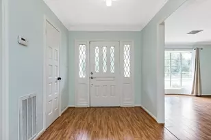 5511 Greentree Dr Dr, Sugar Land, TX 77479 - Photo 9