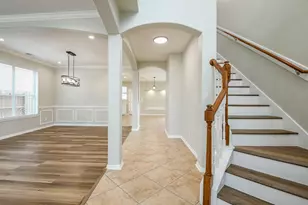 815 Robins Way, Stafford, TX 77477 - Photo 3