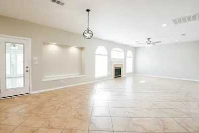 815 Robins Way, Stafford, TX 77477 - Photo 19