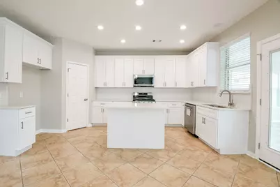 815 Robins Way, Stafford, TX 77477 - Photo 15