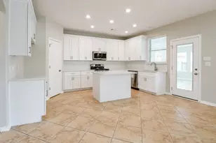 815 Robins Way, Stafford, TX 77477 - Photo 11