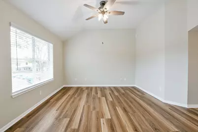 815 Robins Way, Stafford, TX 77477 - Photo 37