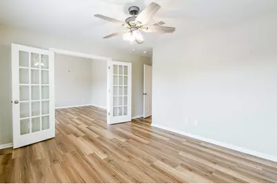 815 Robins Way, Stafford, TX 77477 - Photo 35