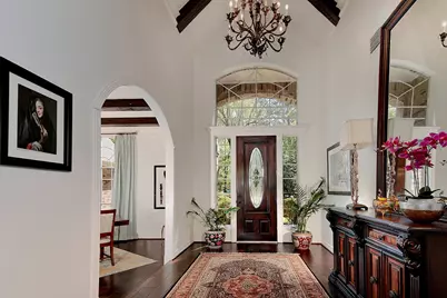 38 Southgate Drive, The Woodlands, TX 77380 - Photo 3