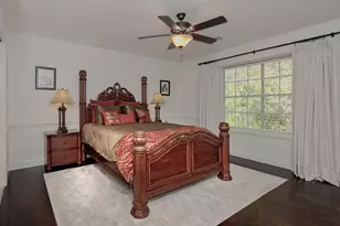 38 Southgate Dr, The Woodlands, TX 77380 - Photo 25