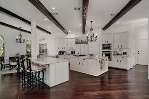 38 Southgate Dr, The Woodlands, TX 77380 - Photo 9