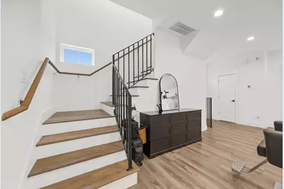2056 Johanna Drive #D, Houston, TX 77055 - Photo 11