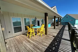 2429 Sand Castle Dr, Crystal Beach, TX 77650 - Photo 13