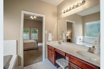 942 Oak Glen Drive, Conroe, TX 77378 - Photo 21