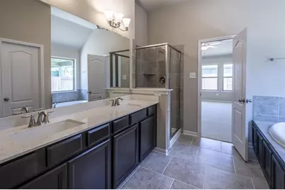 2622 Ivy Wood Lane, Conroe, TX 77385 - Photo 17