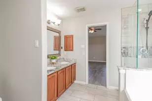 245 Lake Estates Dr, Montgomery, TX 77356 - Photo 19