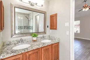 245 Lake Estates Dr, Montgomery, TX 77356 - Photo 17