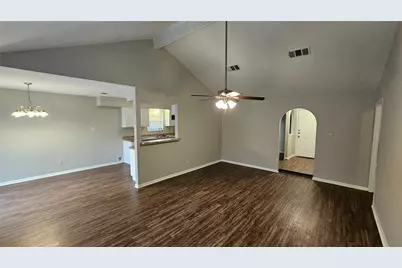 1404 Cactus Street, Baytown, TX 77521 - Photo 7