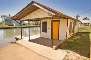 803 Cr 202, Sargent, TX 77414 - Photo 3