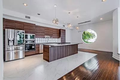 2025 Colquitt Street #E, Houston, TX 77098 - Photo 9