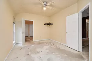 7 Amber Fire Pl, Spring, TX 77381 - Photo 9