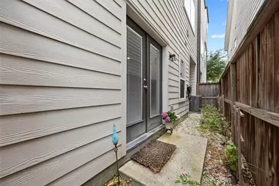 5528 Cornish Street #E, Houston, TX 77007 - Photo 9