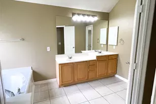 4914 Surrey Park Cir, Katy, TX 77494 - Photo 13