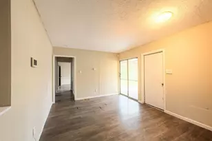 12610 S Coast Dr, Houston, TX 77047 - Photo 3