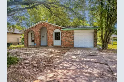 12610 S Coast Drive, Houston, TX 77047 - Photo 1