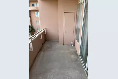 3505 Sage Road #303, Houston, TX 77056 - Photo 5