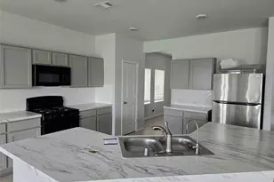 4707 Painted Bunting Ln, Baytown, TX 77521 - Photo 3