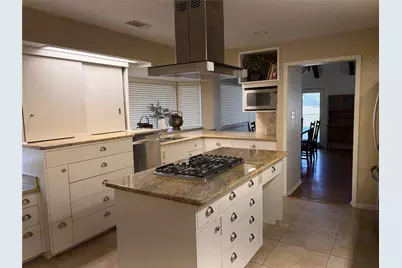 1122 Lakeside Drive, Huntsville, TX 77320 - Photo 19