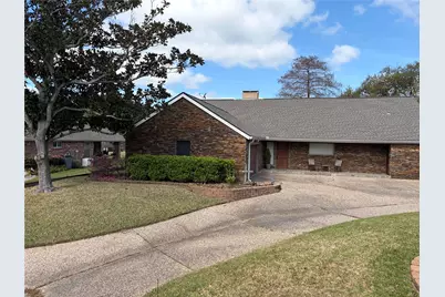 1122 Lakeside Drive, Huntsville, TX 77320 - Photo 1