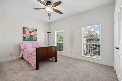 34 Windsor Court, Houston, TX 77055 - Photo 33