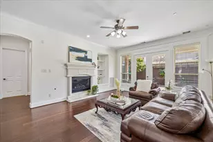 34 Windsor Ct, Houston, TX 77055 - Photo 19