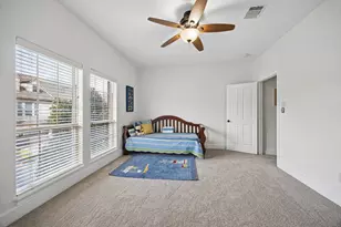 34 Windsor Ct, Houston, TX 77055 - Photo 33