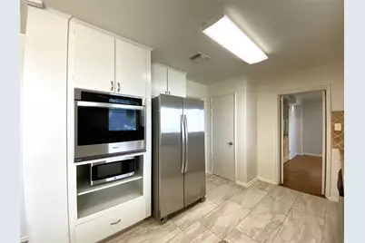 3207 Banbury Place, Houston, TX 77027 - Photo 11