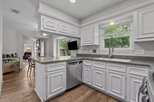 1118 Killarney Ave, Friendswood, TX 77546 - Photo 15
