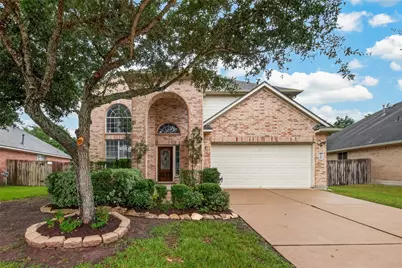 2322 Diamond Springs Drive, Pearland, TX 77584 - Photo 1