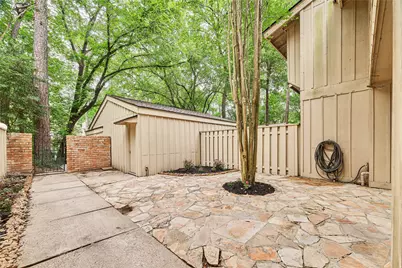 2425 W Settlers Way, The Woodlands, TX 77380 - Photo 3