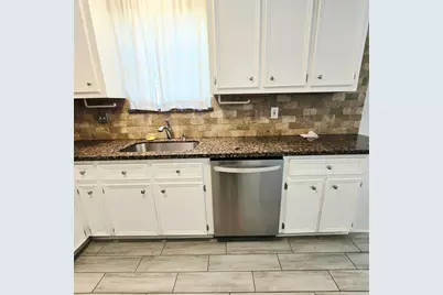 11306 Montverde Lane, Houston, TX 77099 - Photo 9