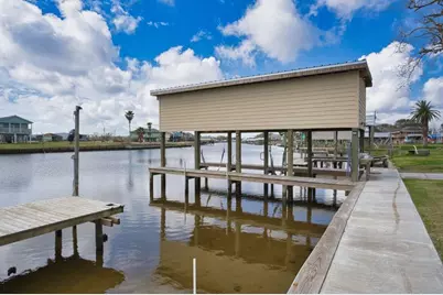 2426 Cr 297, Sargent, TX 77414 - Photo 5