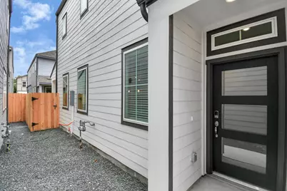 8407 Arden Valley Lane, Houston, TX 77063 - Photo 7