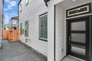 8407 Arden valley Ln, Houston, TX 77063 - Photo 7