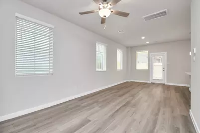 8407 Arden Valley Lane, Houston, TX 77063 - Photo 13