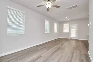 8407 Arden valley Ln, Houston, TX 77063 - Photo 13