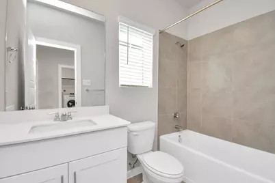 8407 Arden Valley Lane, Houston, TX 77063 - Photo 37