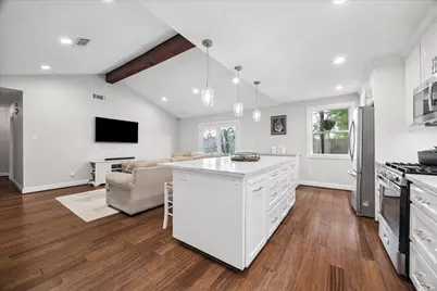 5739 Cartagena Street, Houston, TX 77035 - Photo 9