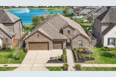 2010 Big Creek Way, Missouri City, TX 77459 - Photo 3