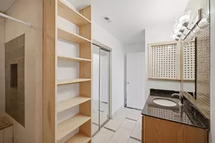 2011 Spenwick Dr, Houston, TX 77055 - Photo 15