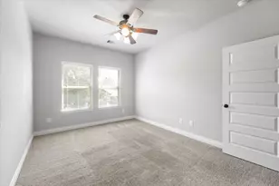 18843 Collins View Dr Dr, New Caney, TX 77357 - Photo 33