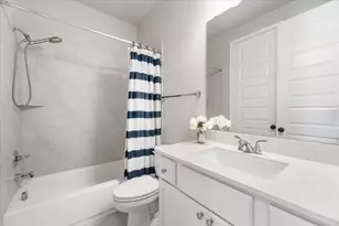 18843 Collins View Dr Dr, New Caney, TX 77357 - Photo 21