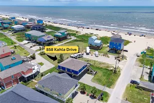 858 Kahla Dr, Crystal Beach, TX 77650 - Photo 27
