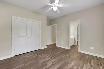 20380 Doral Drive, Huntsville, TX 77320 - Photo 33